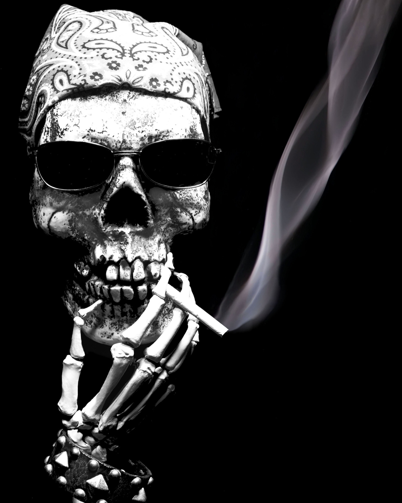 Vlies Tapete XXL Poster Fototapete Totenkopf Smoke Zigarette
